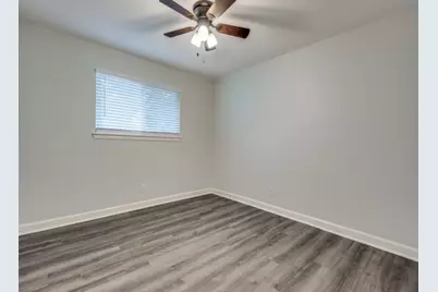 1013 Gunnison Street, Sealy, TX 77474 - Photo 6