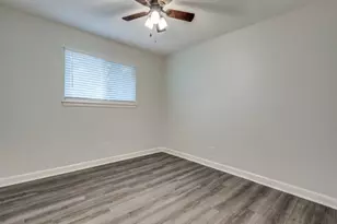 1013 Gunnison St, Sealy, TX 77474 - Photo 6