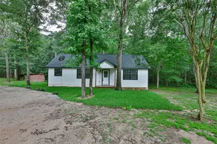 12028 Cedar Ln, Conroe, TX 77303 - Photo 2