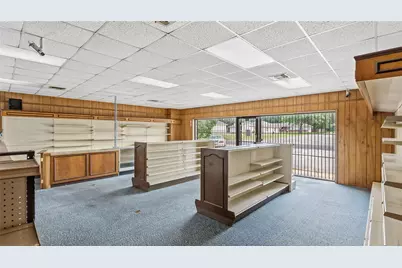 810 S State Street, Madisonville, TX 77864 - Photo 4