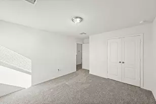 10126 Churchill Oaks Ln, Houston, TX 77044 - Photo 22