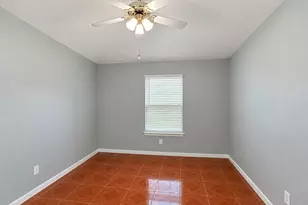 13618 Sablegrove Ln, Houston, TX 77014 - Photo 22