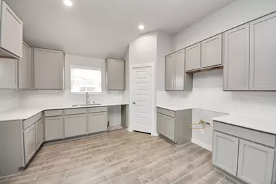 18555 Athena Flower Drive, Fresno, TX 77545 - Photo 8