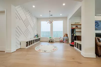907 W 43rd Street, Houston, TX 77018 - Photo 12