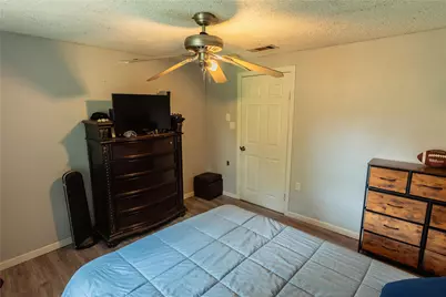 417 Hardy Street, Clute, TX 77531 - Photo 16