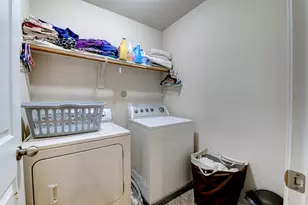 11027 E Fall Fern Cir, Houston, TX 77044 - Photo 18