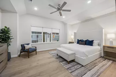 6346 Paddington Bend Drive, Houston, TX 77008 - Photo 14