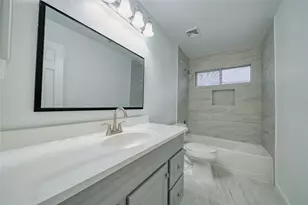 11115 Seminole Spring Ln, Houston, TX 77089 - Photo 34