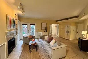 4900 Floyd St, Houston, TX 77007 - Photo 10