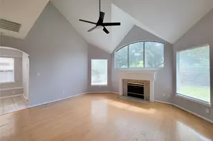 9410 Barretts Glen Ct, Houston, TX 77065 - Photo 16