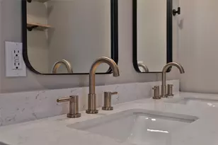 423 W 32nd St, Houston, TX 77018 - Photo 20