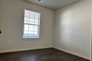 628 Luke St, Dayton, TX 77535 - Photo 10