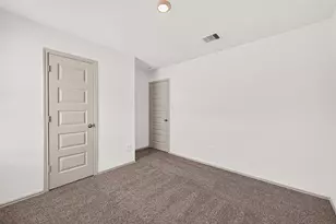 1143 Buffalograss Trl, Sealy, TX 77474 - Photo 34