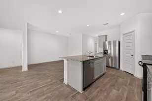 1143 Buffalograss Trl, Sealy, TX 77474 - Photo 18