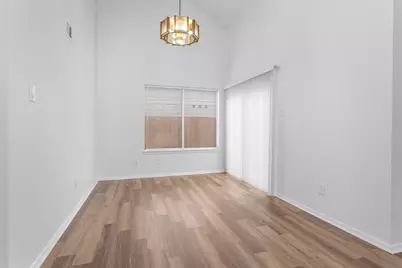 10610 Chapel Hill Drive, Houston, TX 77099 - Photo 10