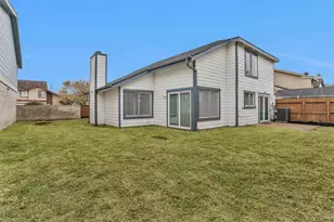 10610 Chapel Hill Dr, Houston, TX 77099 - Photo 40