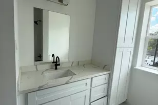 4607 Clover St, Houston, TX 77051 - Photo 12