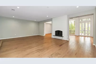 10 Woodstone Street, Houston, TX 77024 - Photo 20