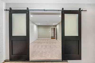 10 Woodstone Street, Houston, TX 77024 - Photo 38