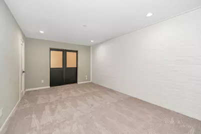 10 Woodstone Street, Houston, TX 77024 - Photo 36
