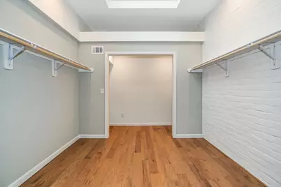 10 Woodstone Street, Houston, TX 77024 - Photo 34