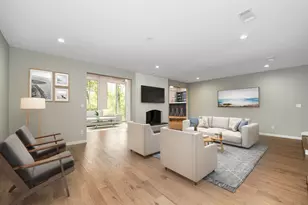 10 Woodstone St, Houston, TX 77024 - Photo 22