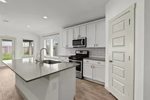 14531 Sweetwater Dr, Baytown, TX 77523 - Photo 8