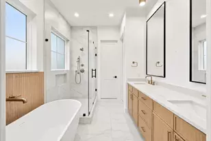 1107 E 24th St, Houston, TX 77009 - Photo 12