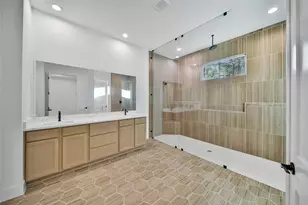 352 Louvenia Ct, Pinehurst, TX 77362 - Photo 22