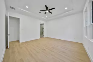 352 Louvenia Ct, Pinehurst, TX 77362 - Photo 20