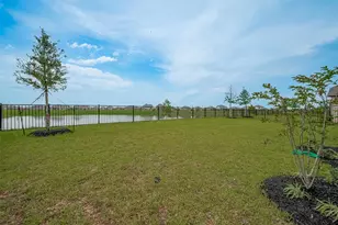 2907 Golden Isle Dr, Texas City, TX 77568 - Photo 4