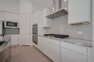 2907 Golden Isle Dr, Texas City, TX 77568 - Photo 12