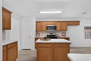 7235 Glacier Creek Dr, Houston, TX 77083 - Photo 2