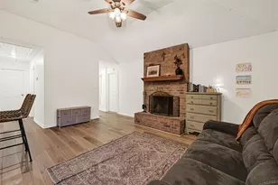 34 Alexander Ct, Angleton, TX 77515 - Photo 6