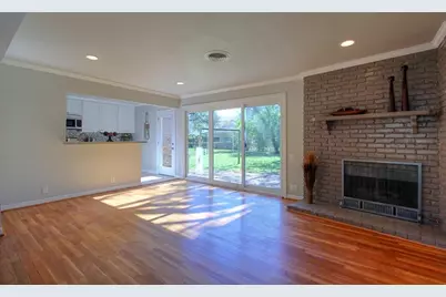 5611 Arboles Drive, Houston, TX 77035 - Photo 2