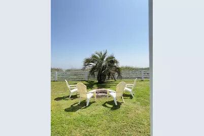 1222 Galveston Ave, Port Bolivar, TX 77650 - Photo 8