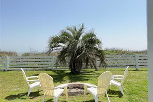 1222 Galveston Ave, Port Bolivar, TX 77650 - Photo 8