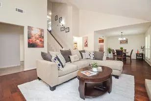 12506 Ella Lee Ln, Houston, TX 77077 - Photo 2