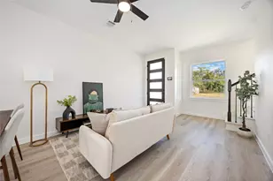7215 Sandra St, Houston, TX 77028 - Photo 8