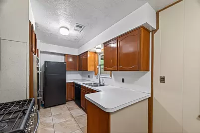 2609 Raspberry Lane, Pasadena, TX 77502 - Photo 16