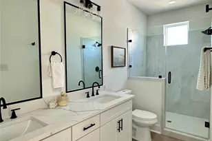 810 Elkhart St, Houston, TX 77091 - Photo 36