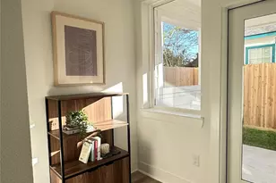 810 Elkhart St, Houston, TX 77091 - Photo 10