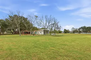 31921 Waller Tomball Rd, Waller, TX 77484 - Photo 22