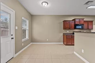 322 Shoshone Ridge Dr, La Marque, TX 77568 - Photo 8