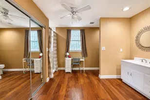 4718 Meadow Park Dr, Houston, TX 77048 - Photo 14