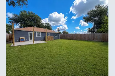 4718 Meadow Park Drive, Houston, TX 77048 - Photo 20