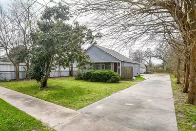 5522 Bunte Street, Houston, TX 77026 - Photo 1