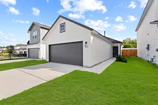 1410 Acorn Meadows Rd, Houston, TX 77067 - Photo 2