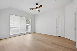 4634 Brazos Bend Dr, Missouri City, TX 77459 - Photo 22