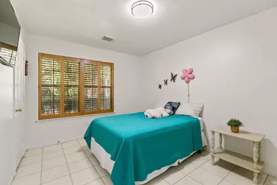 155 W Drifting Shadows Circle, The Woodlands, TX 77385 - Photo 14